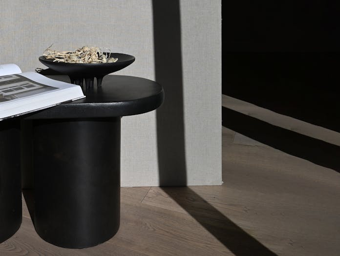 101 Copenhagen Kristian Sofus Hansen Tommy Hyldahl Big Foot Bench Coffee Lifestyle 2