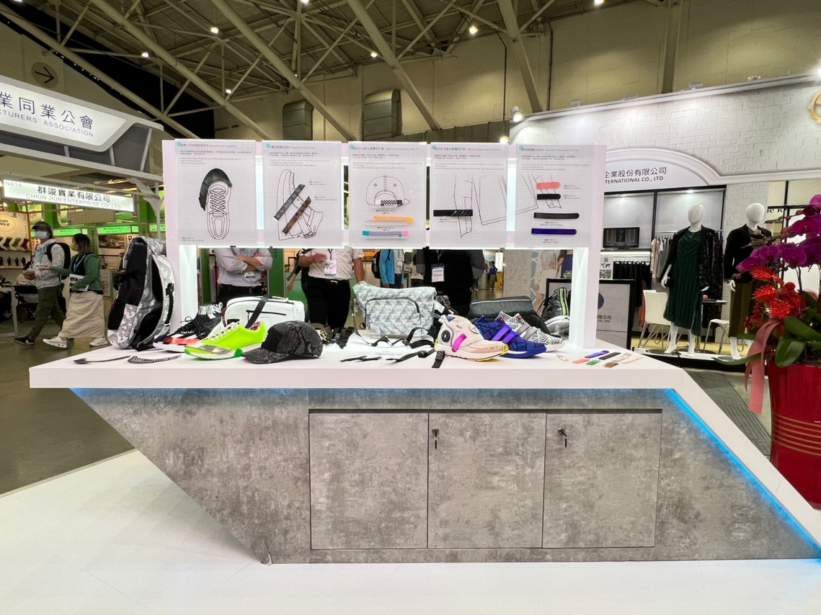 LINE_ALBUM_TITAS_221019_15 LINE_ALBUM_TITAS_221019_15