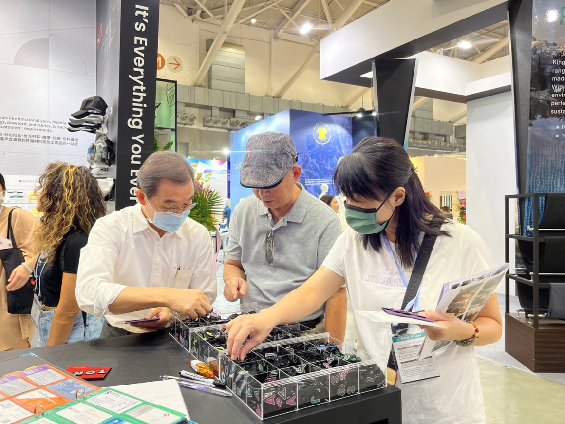 LINE_ALBUM_社群素材_231018_25 LINE_ALBUM_社群素材_231018_25