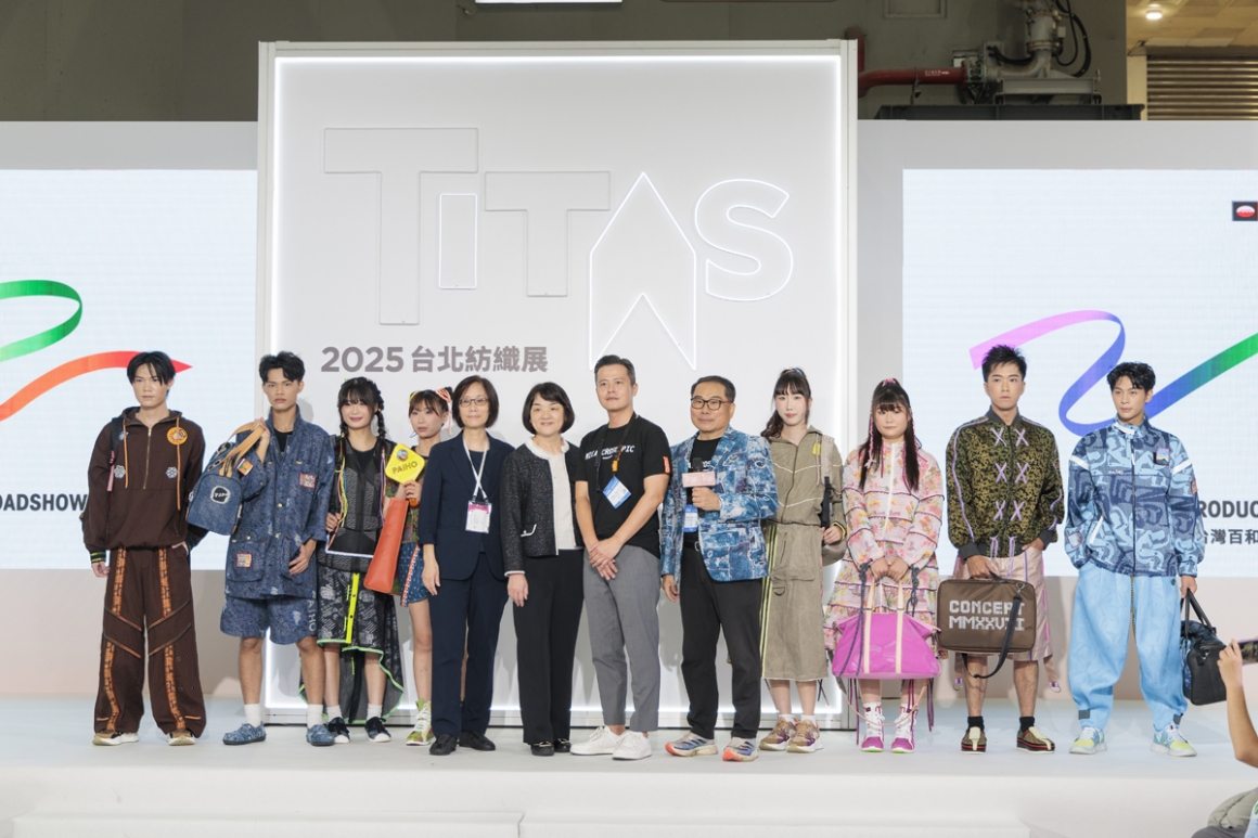 1014titas-0005 1014titas-0005