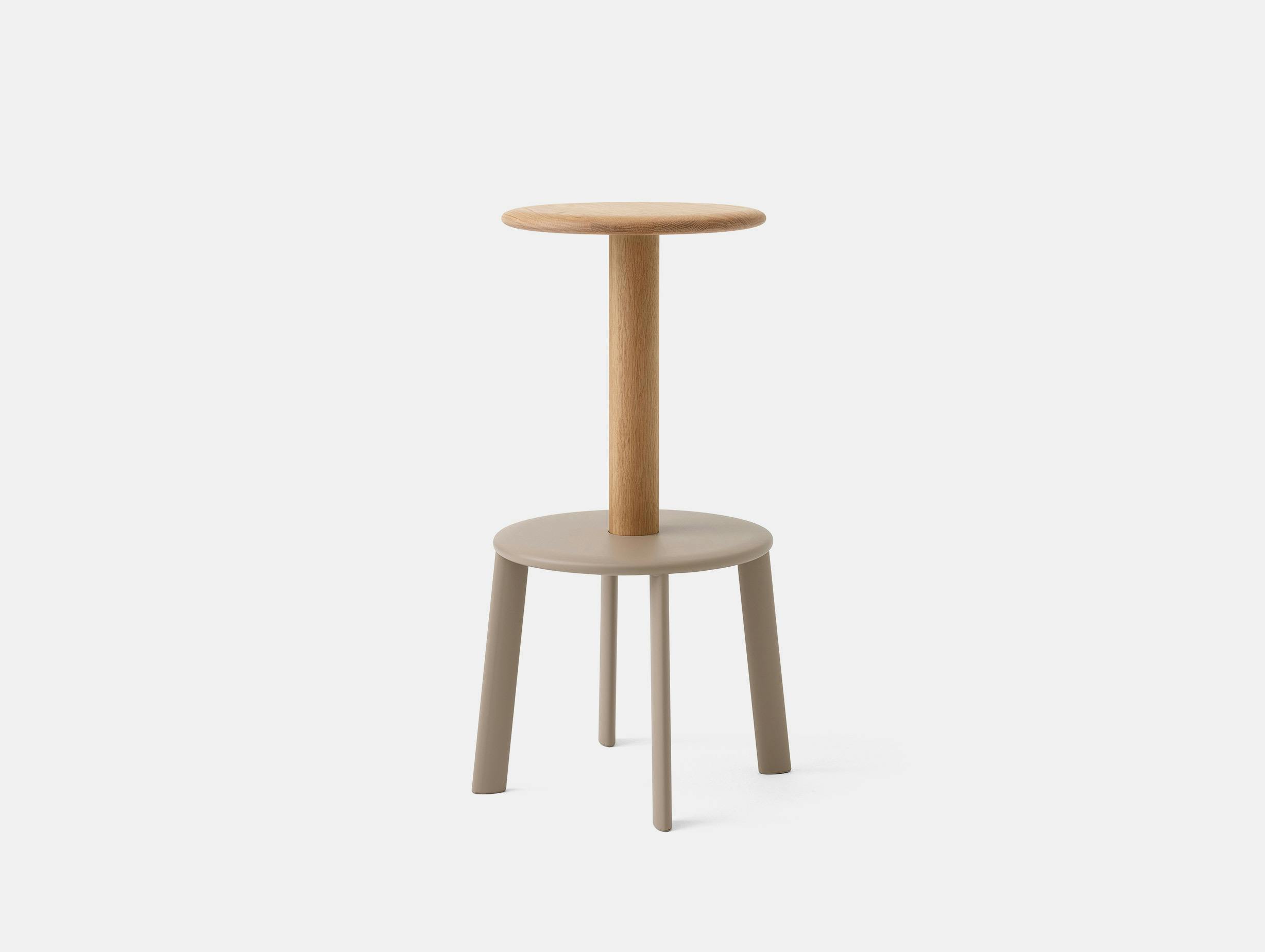 And tradition massif bar stool av40 oak grey beige