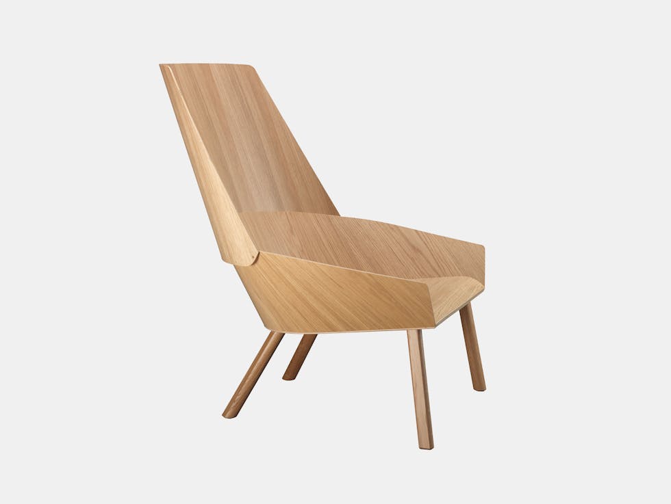 E15 Eugene Lounge Chair Oak Stefan Diez