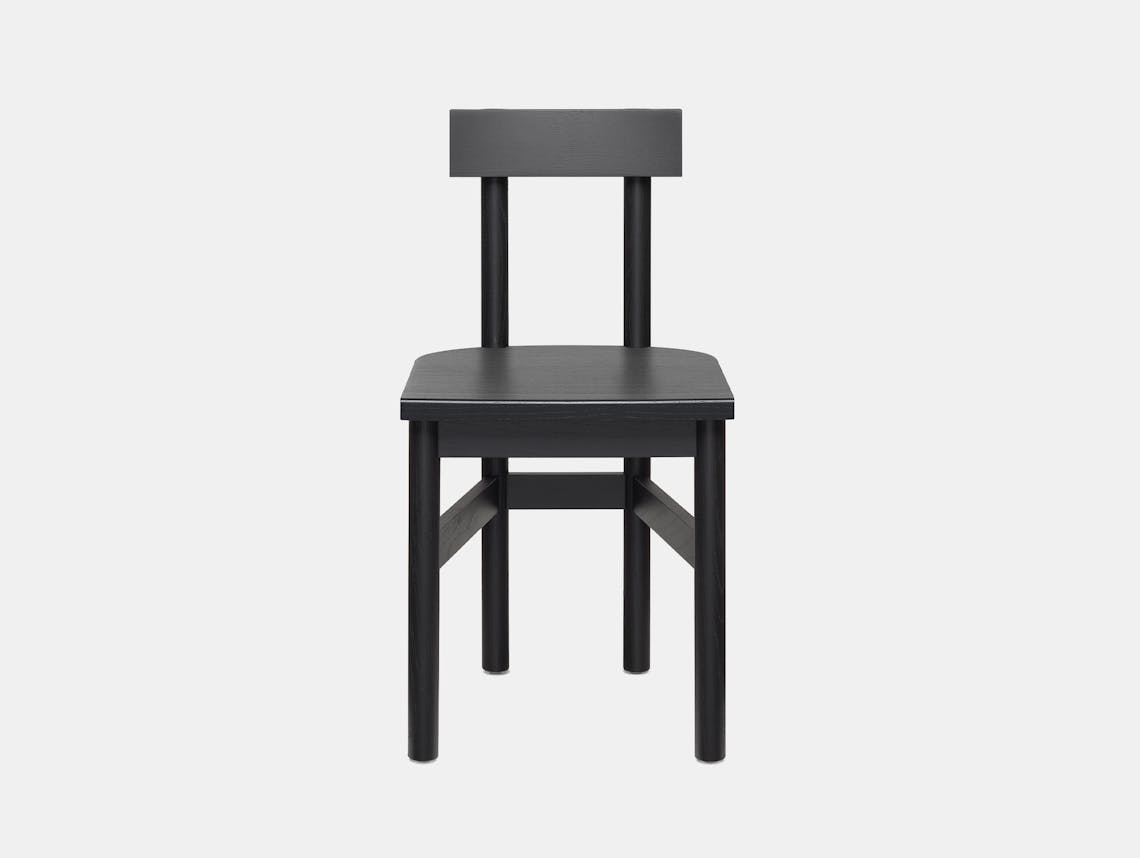 E15 gamar chair black oak 1