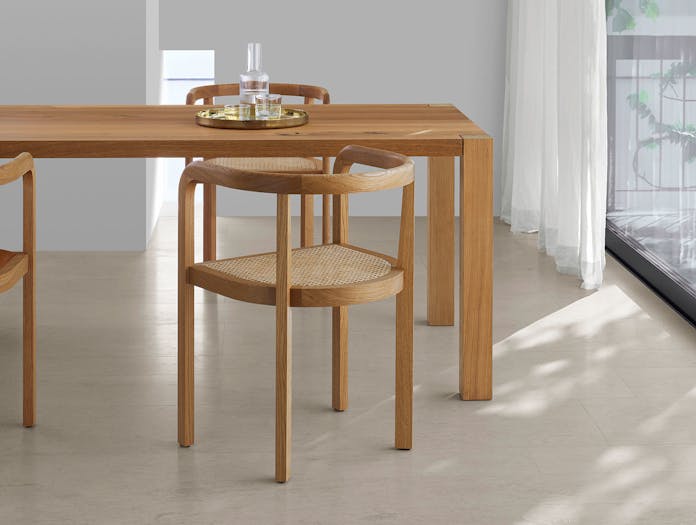 E15 RH01 STUTTGART TA22 HOLBORN CM05 HABIBI 02