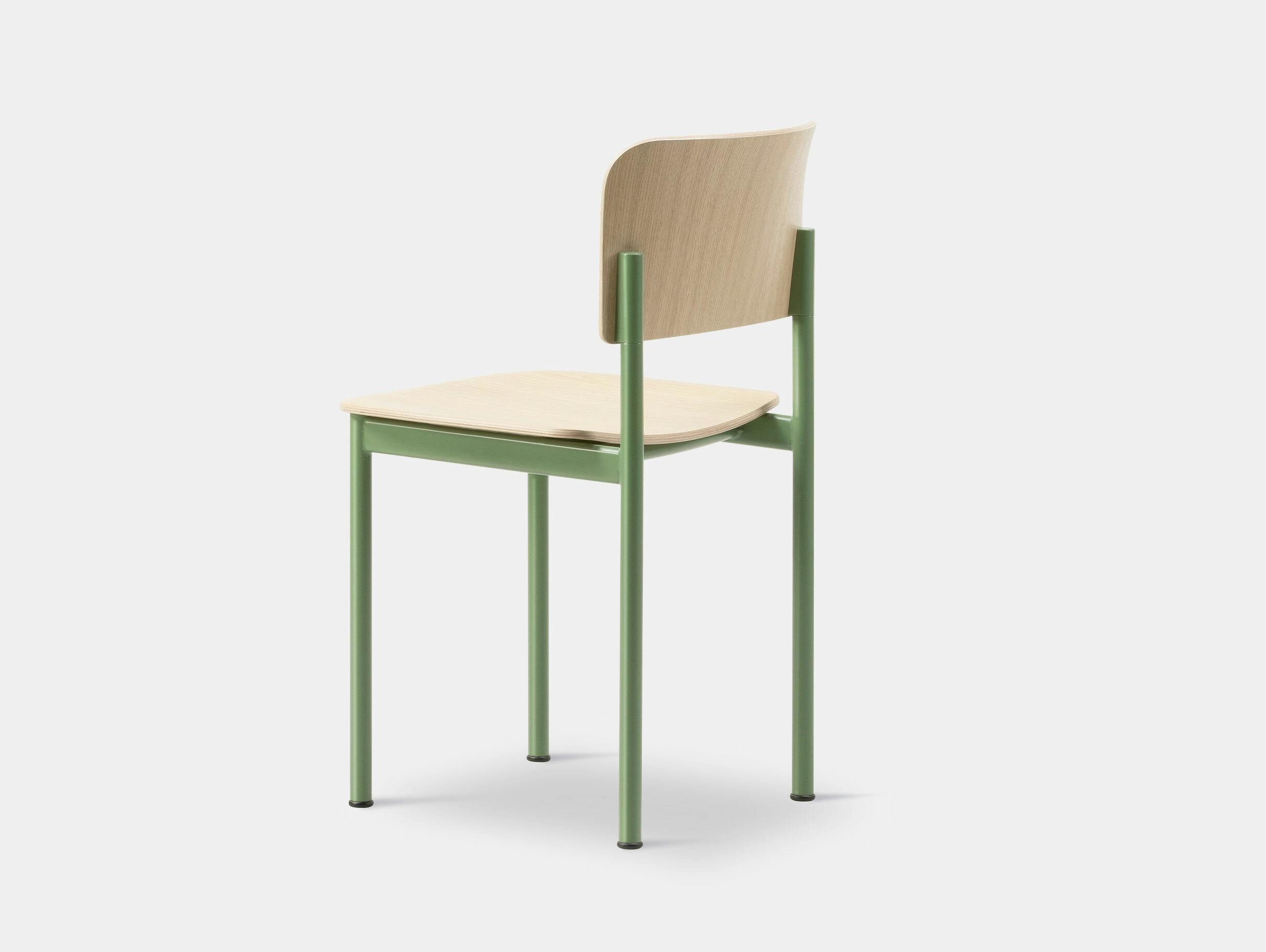 Fredericia barber osgerby plan 3412 modernist green oak back