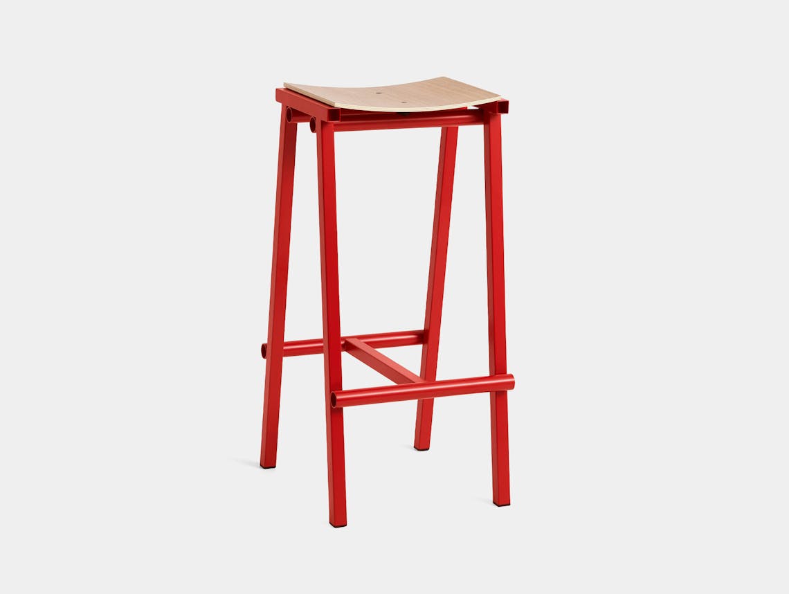 Hay marc morro taburete 8 bar stool h75 oak seat signal red base