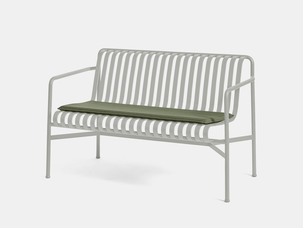 Hay palissade dining bench w seat pad 1