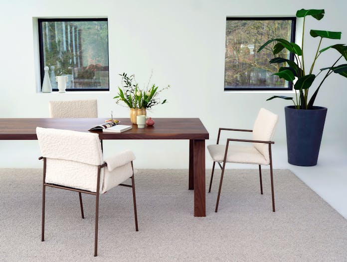 Montis gerard van den berg yves chair lifesyle6