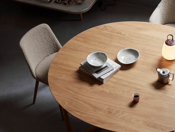 Tradition hee welling rely side chair hw78 lifestyle2