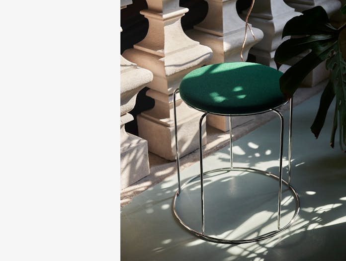 Tradition verner panton wire stool vp11 mirror polished steel hallingdal lifestyle3