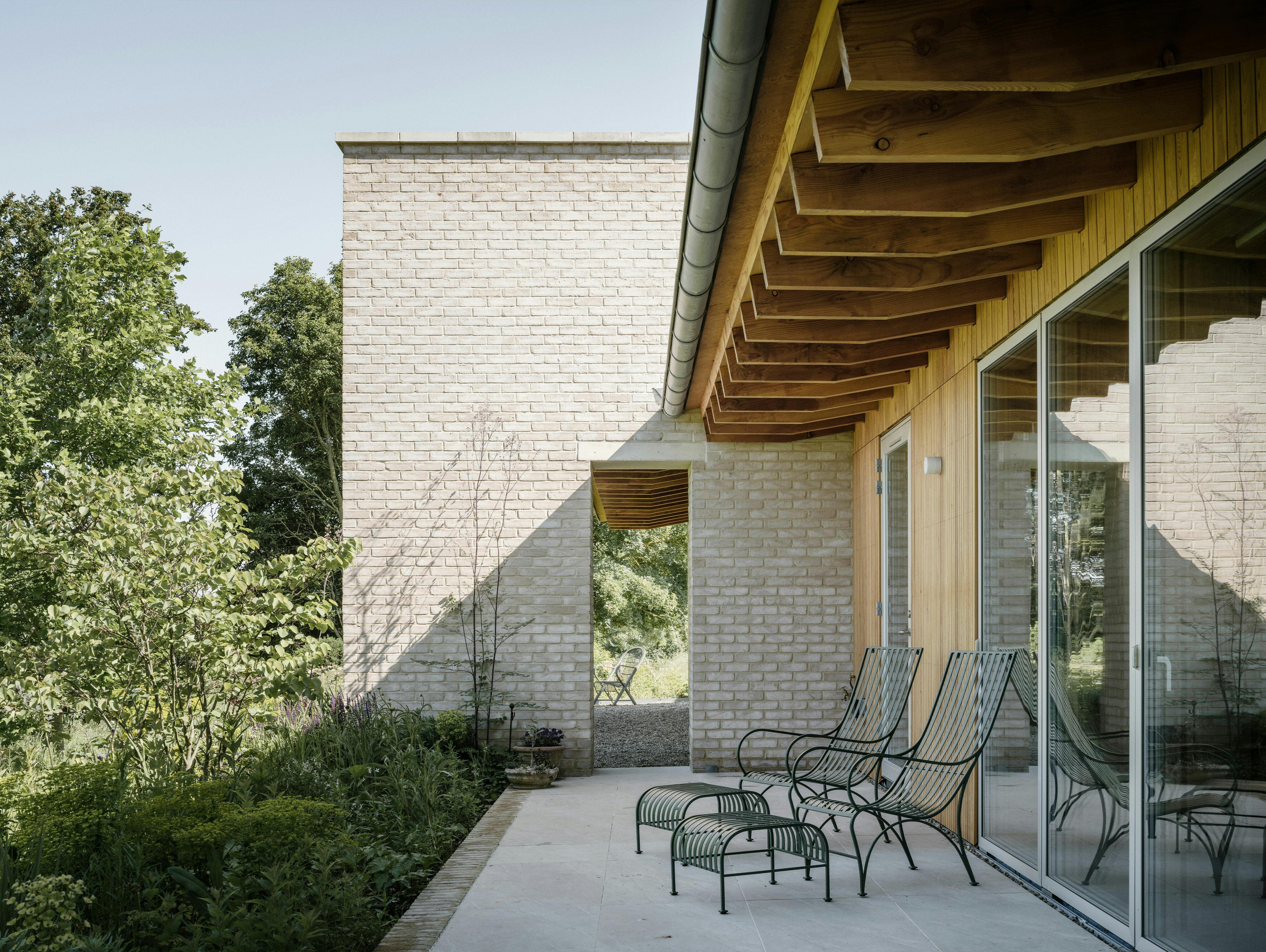 Viaduct contract james gorst amento 2 image