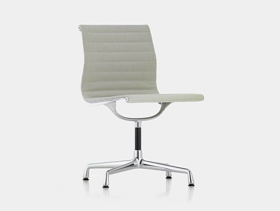 Eames EA101 Aluminium Group Chair image